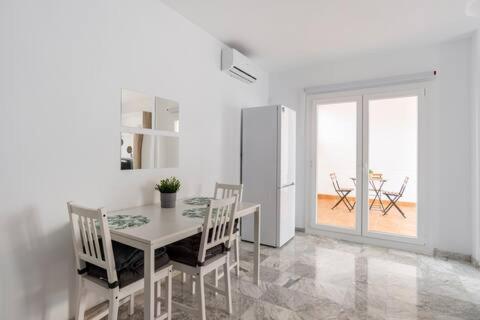 Apartamentos Torremolinos Centro 5 ภายนอก รูปภาพ